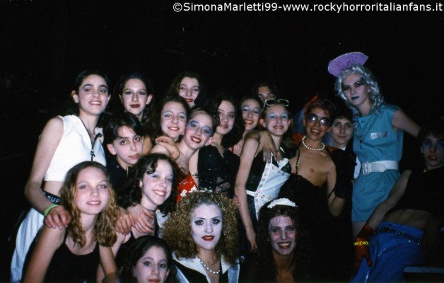 ungruppodistudentidellascuoladidanzadelteatroallascala.jpg